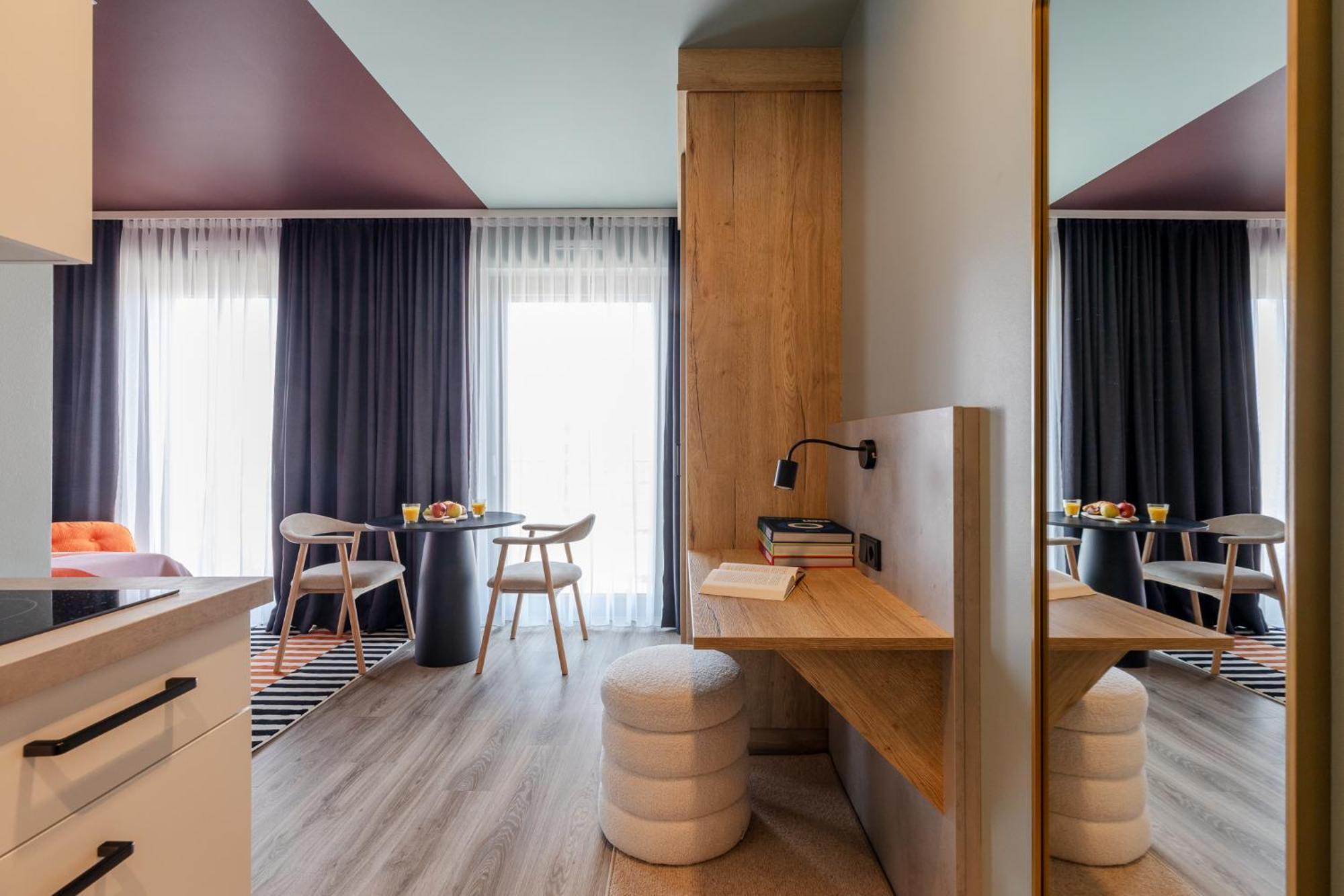 Kalm - East Appart hôtel 4*